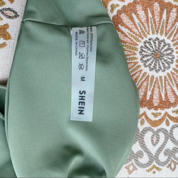 Shein Green Bikini (never worn) // Size M (runs small) - Picture 5 of 5